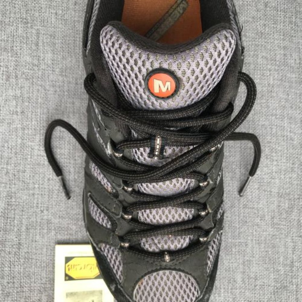 Merrell Hiking Boots (Women's 10 or Men’s 9)